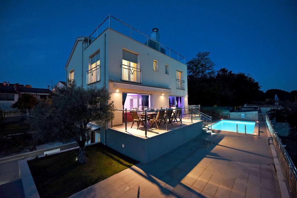 Villa Valerio Poreč Exteriör bild
