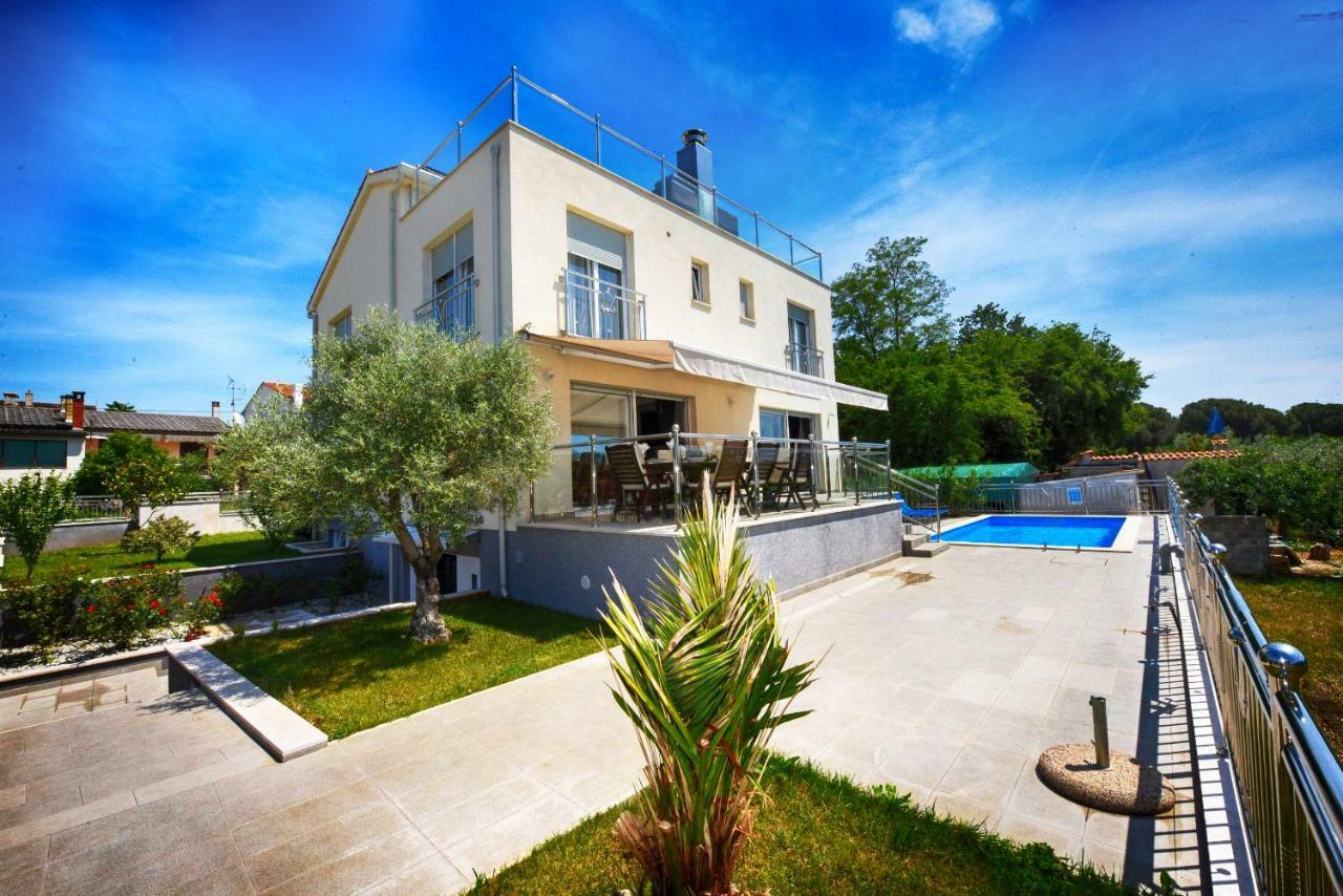 Villa Valerio Poreč Exteriör bild