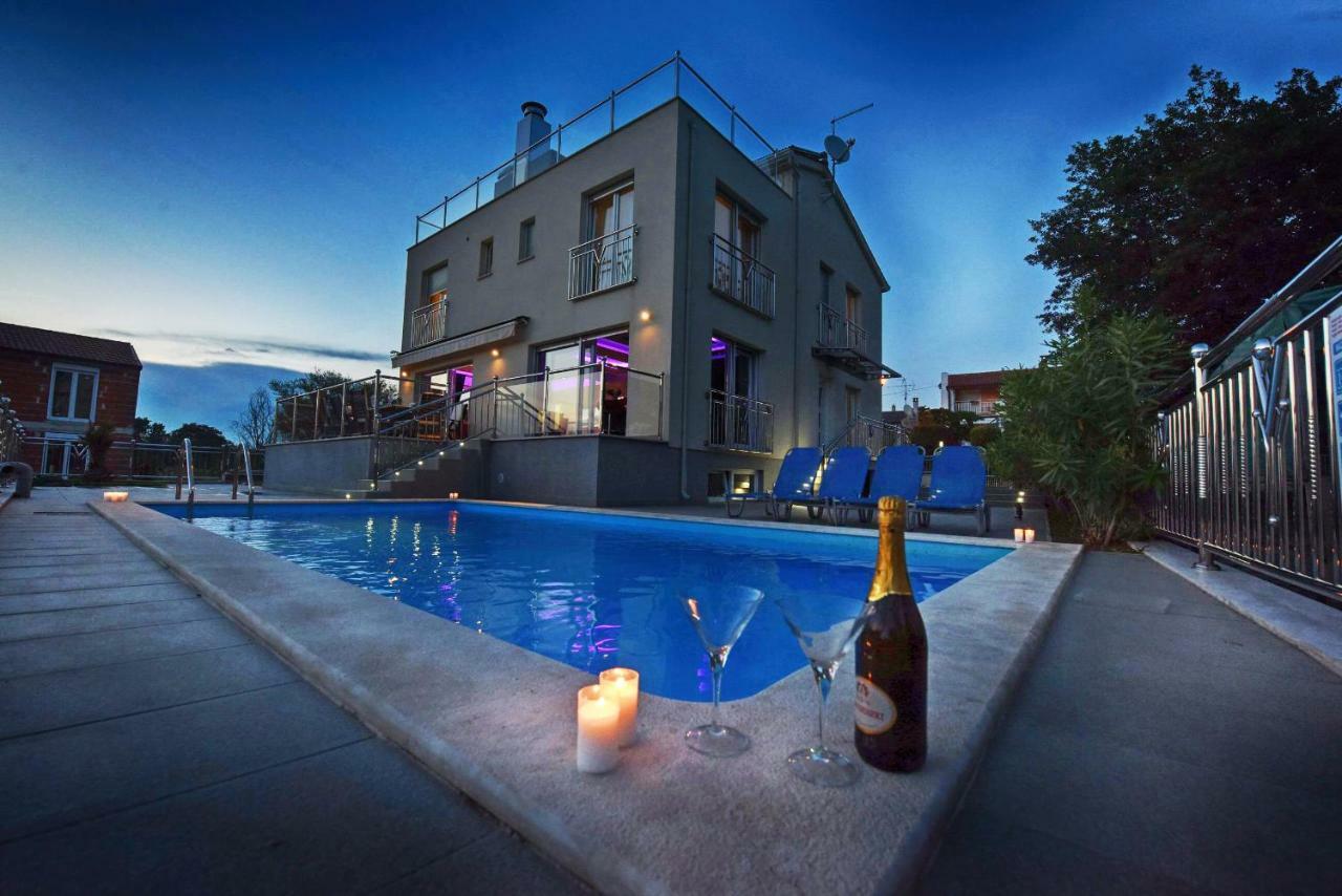 Villa Valerio Poreč Exteriör bild