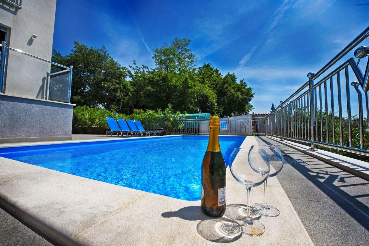 Villa Valerio Poreč Exteriör bild