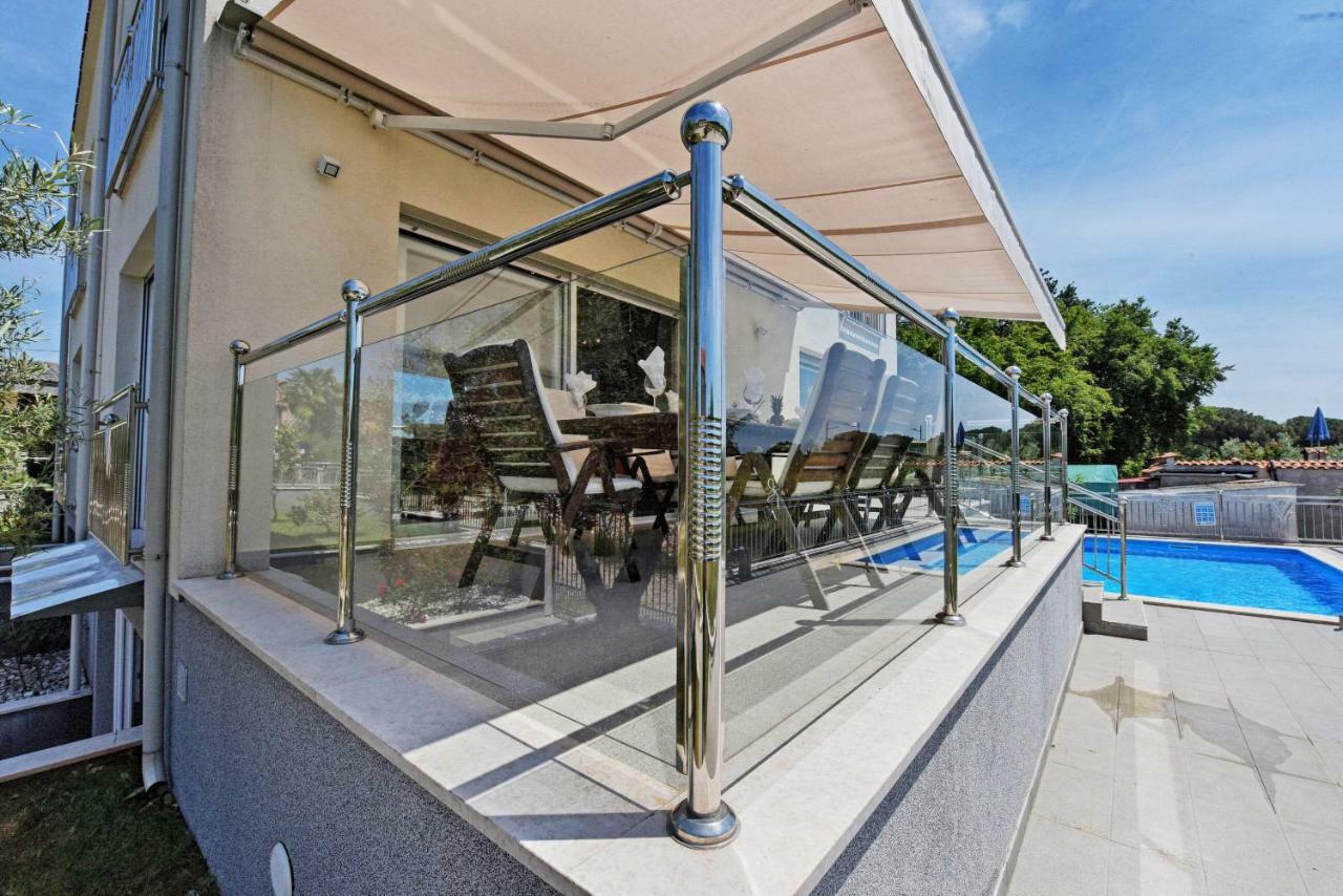 Villa Valerio Poreč Exteriör bild